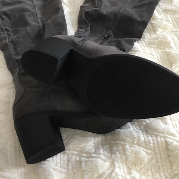 Maurice's grey suede knee-high boots - Picture 2 of 4